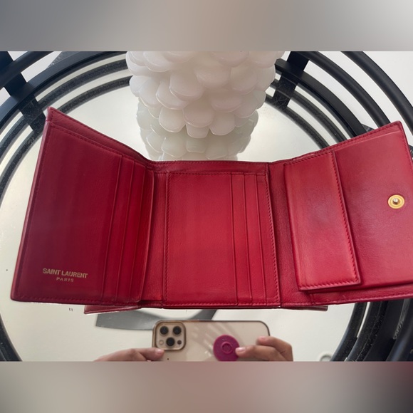 Yves Saint Laurent YSL red leather women’s wallet - Picture 9 of 12